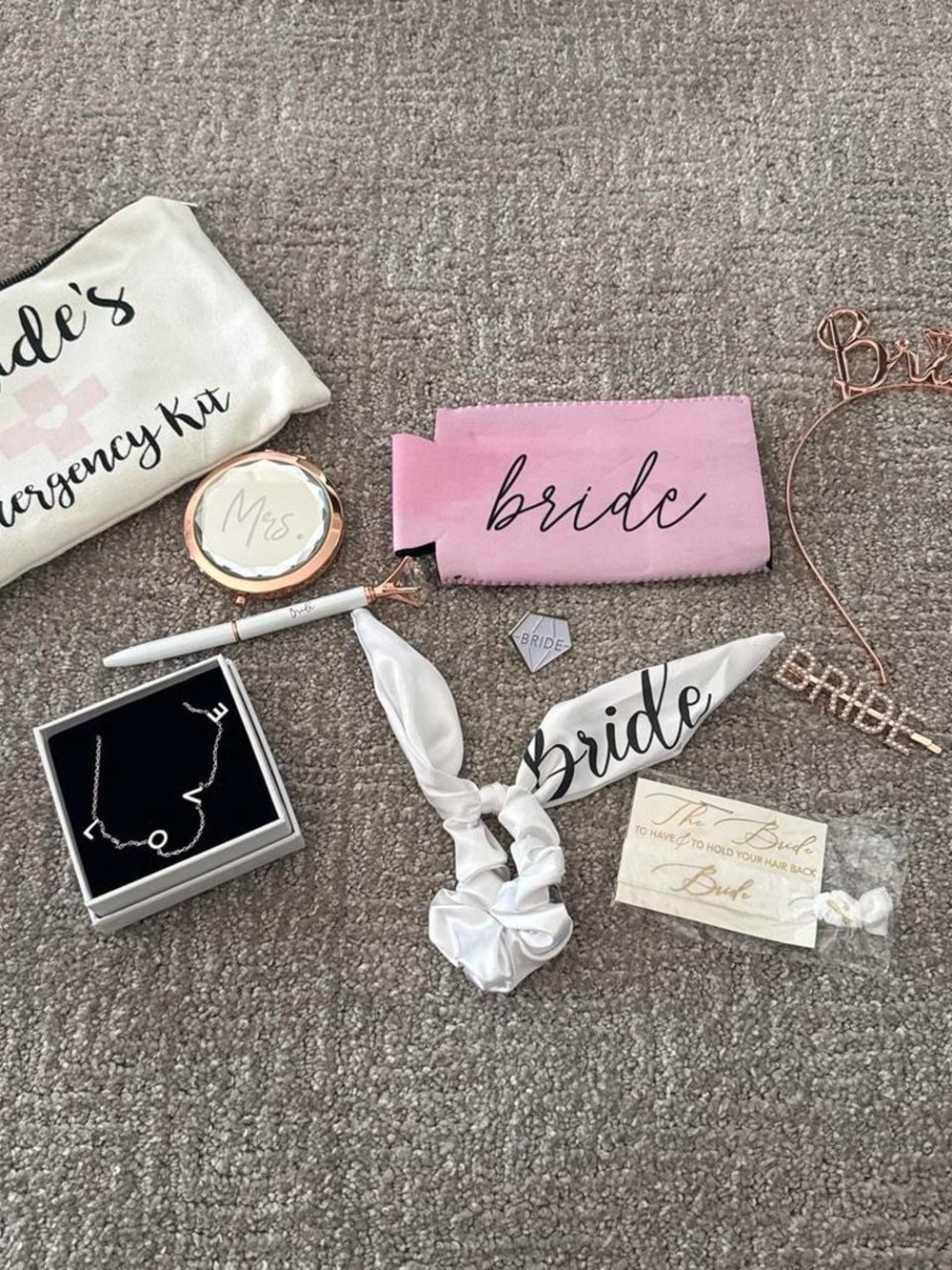 Bridal Party Accessory Set - Pink and White Bride Essentials